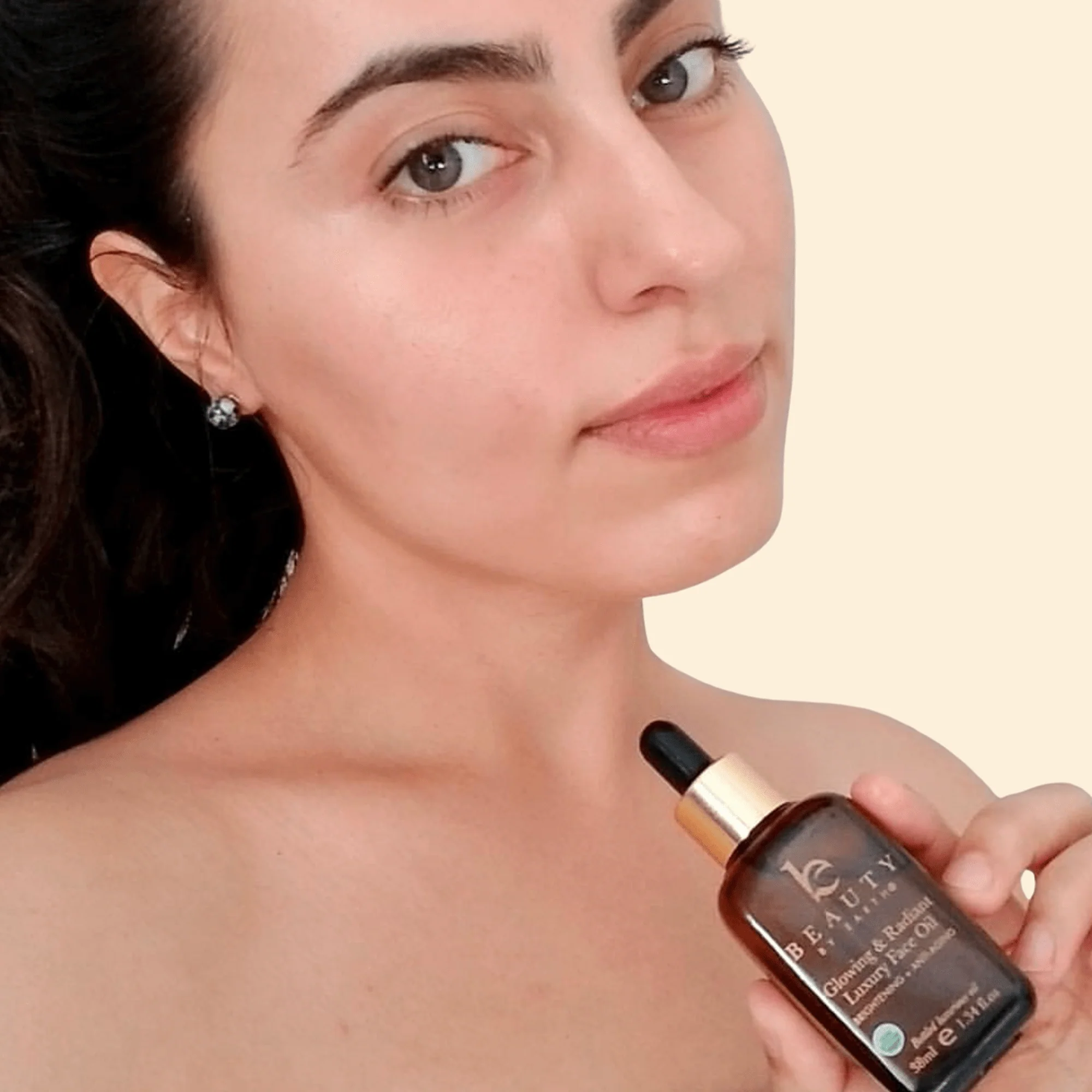 Glowing & Radiant Organic Facial Oil - Image 6